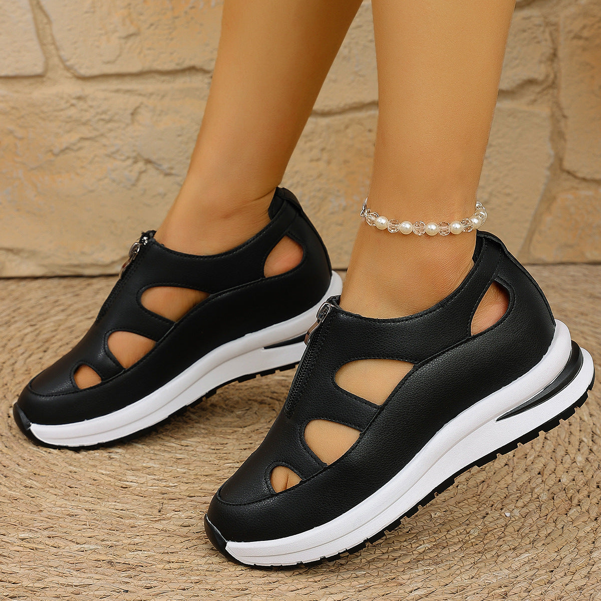 Sarah Express Chunky Sole Baotou Cutout Sandals Black