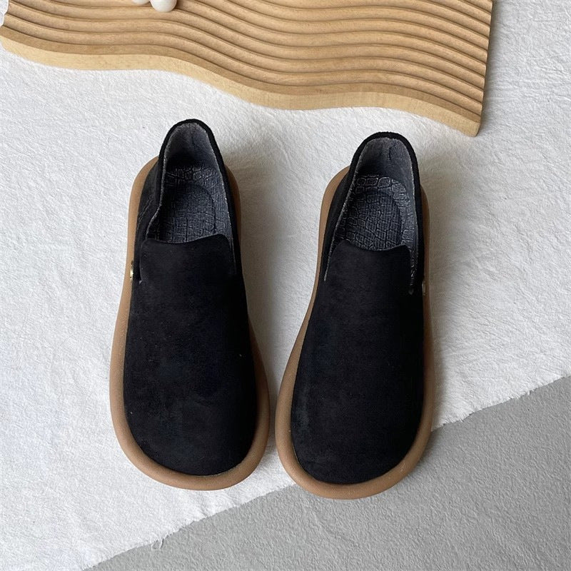 Sarah Express Vintage Suede Slip-On Round Toe Pumps Black