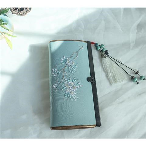 Sarah Express Artistic Retro Embroidered Clutch Purse Falling Pear