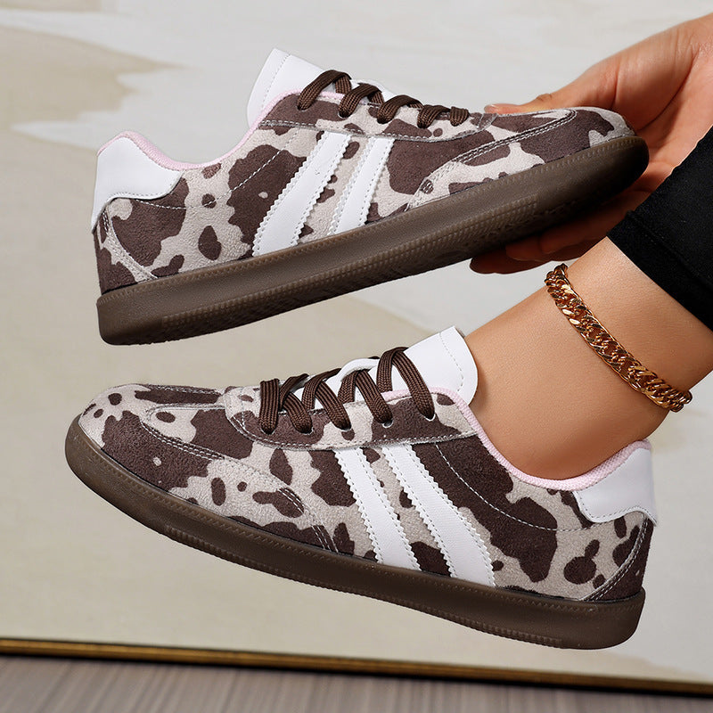 Sarah Express Retro Low-Top Sneakers in Beige