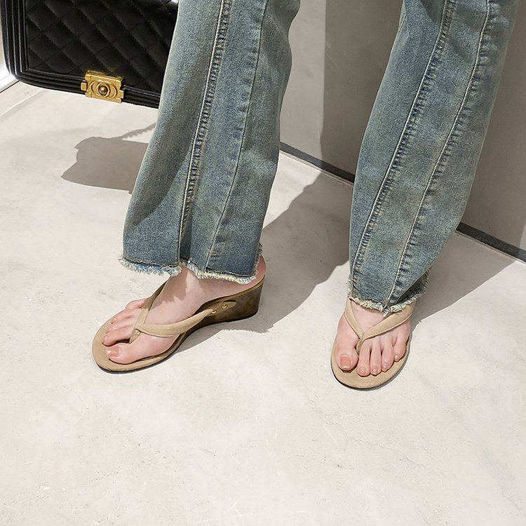 Sarah Express Lightweight Round Toe Casual Wedge Sandals