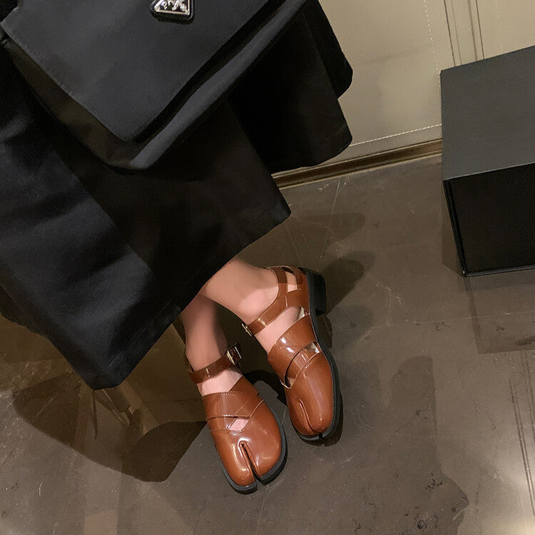 Sarah Express Split-Toe Hollow-Out Leather Flat Shoes
