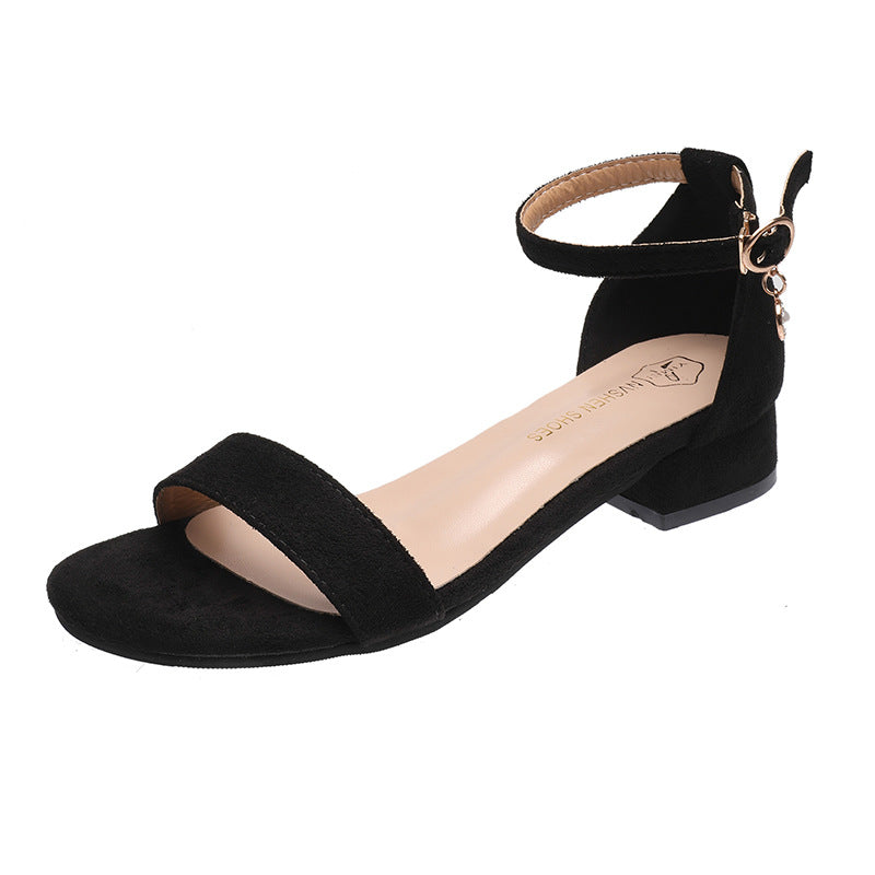 Sarah Express Low-Heeled Buckle Strap Peep-Toe Sandals Black