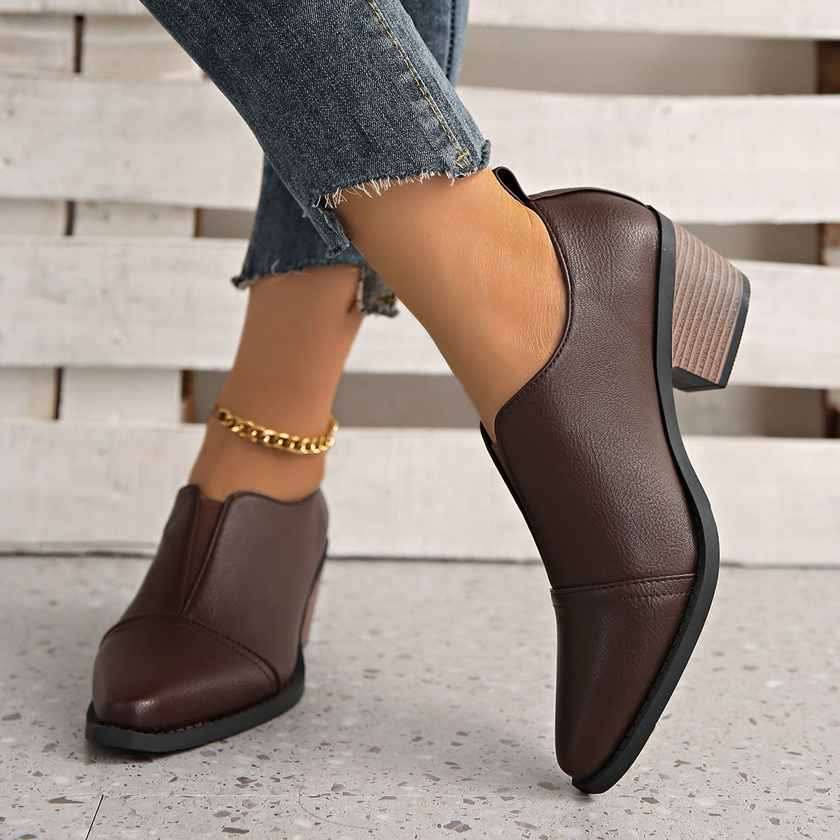 Sarah Express Pointed Toe Chunky Heel Casual Shoes