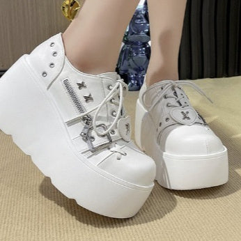 Sarah Express Chunky Round-Toe Platform Wedge Ankle Boots