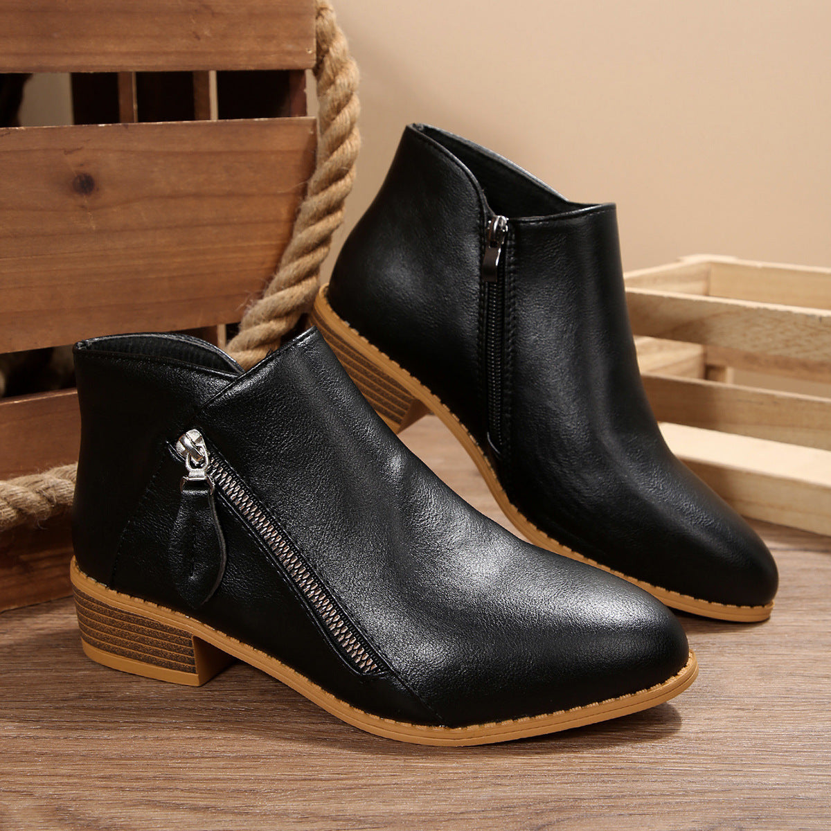 Sarah Express Pointed-Toe Chunky Heel Ankle Boots Black
