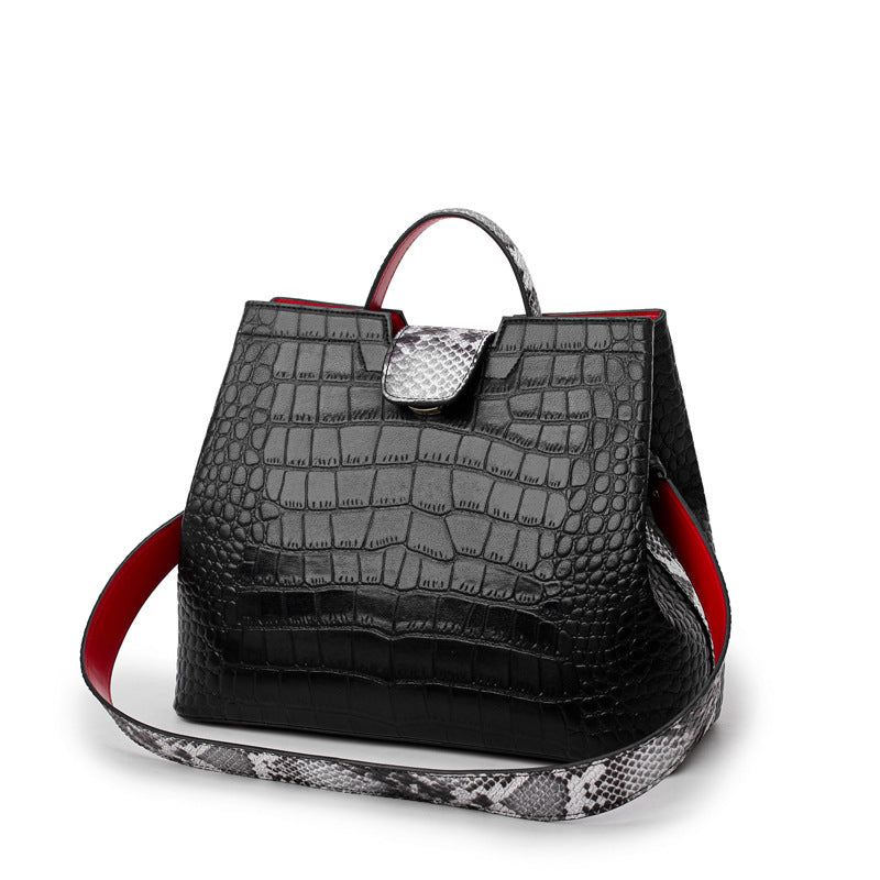 Sarah Express Structured Contrast Texture Messenger Bag Black Big