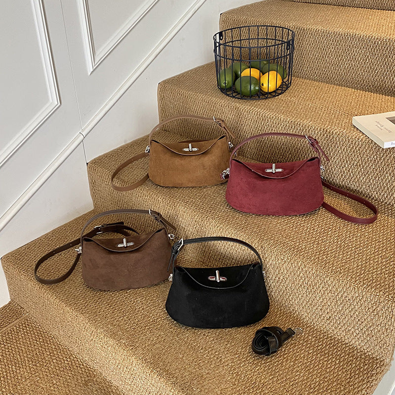 Sarah Express Retro Dumpling Shoulder Bag