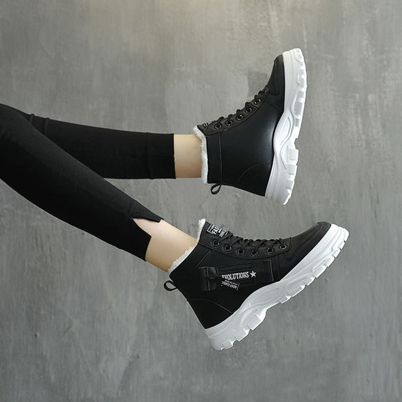 Sarah Express Fleece Lined Lace-Up Winter Boots