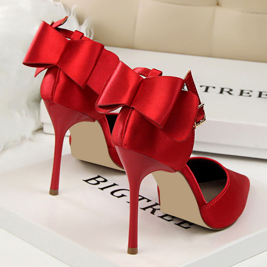 Sarah Express Pointed Toe Stiletto Bow Ankle Sandals
