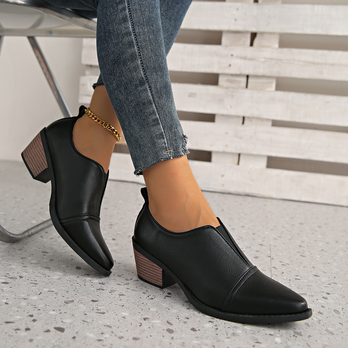 Sarah Express Pointed Toe Chunky Heel Casual Shoes