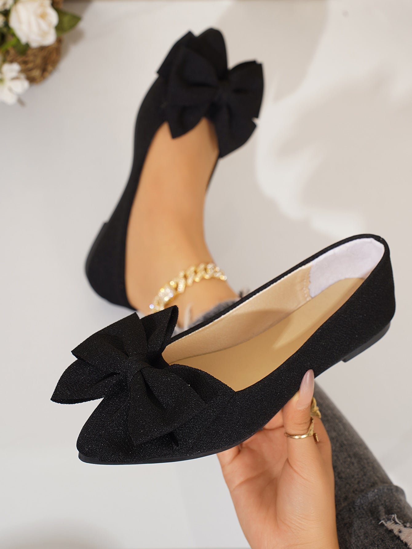 Sarah Express Women's Bow-Tie Pointed Toe Slip-On Loafers Black