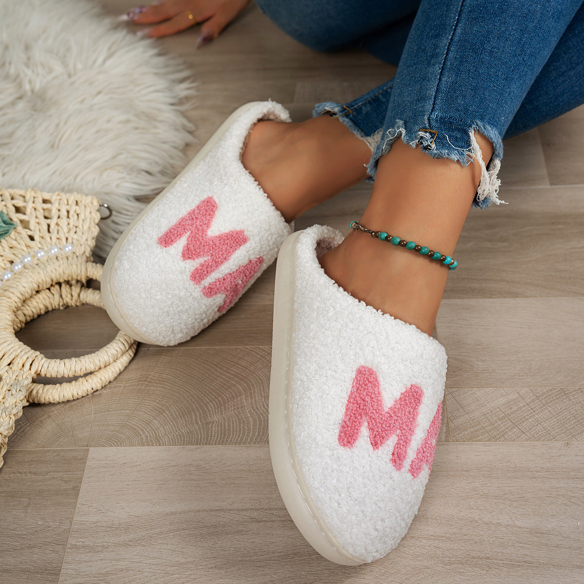 Sarah Express Plush MAMA Letter Indoor Slippers