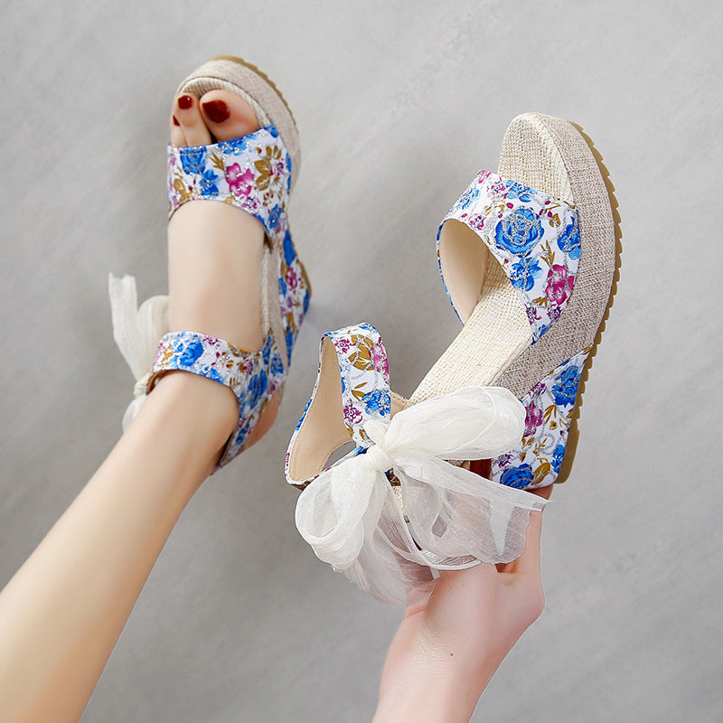 Sarah Express Printed Lace-Up Round Toe Wedge Sandals