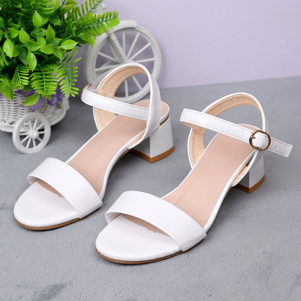 Sarah Express Round Toe Mid Heel Buckle Sandals