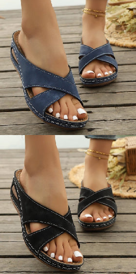 Sarah Express Lightweight Round Toe Beach Sandals Blue Black