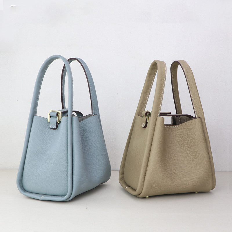 Sarah Express Structured Leather Bucket Bag Handbag