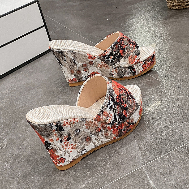 Sarah Express Floral Print Wedge Platform Slide Sandals