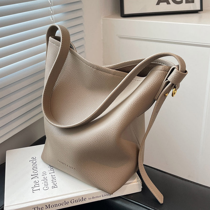 Sarah Express Retro Commuter Bucket Bag Adjustable Strap