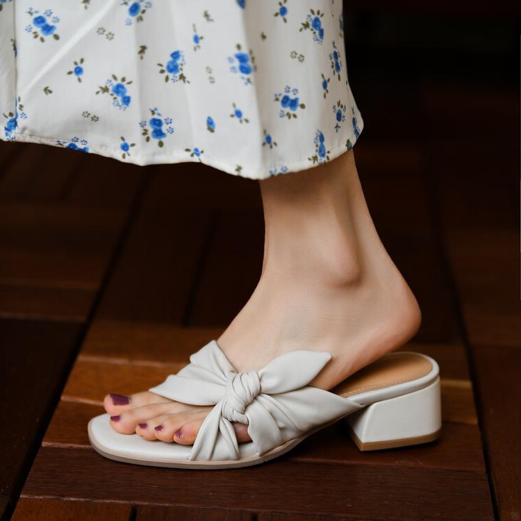 Sarah Express Knotted Strap Low Block Heel Sandals White