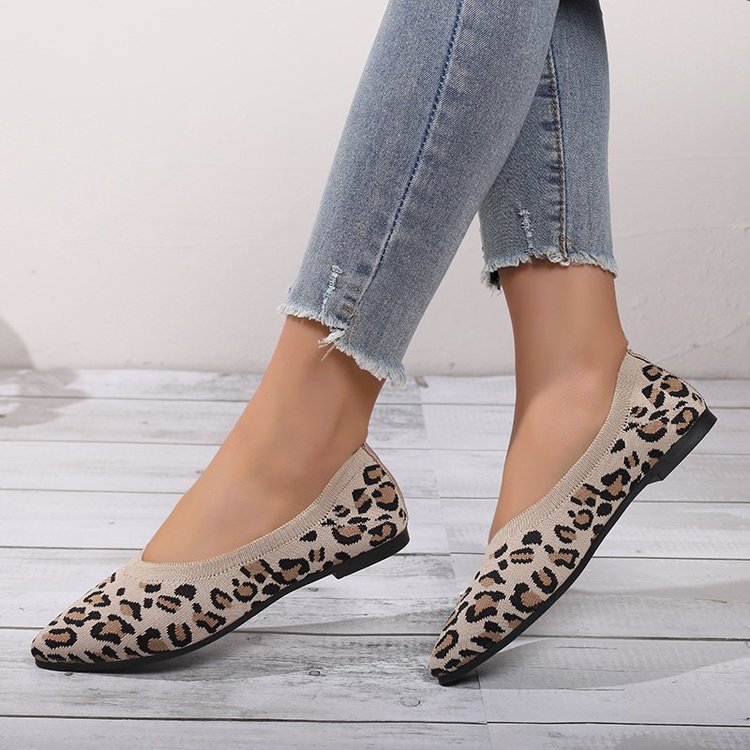 Sarah Express Pointed Toe Leopard Print Flat Pumps