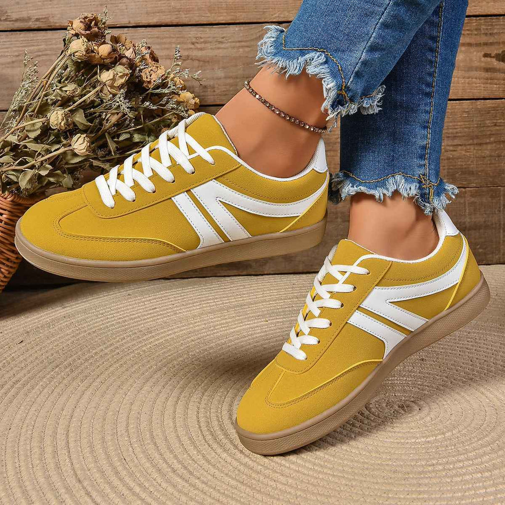 Sarah Express Women's Lace-Up Round Toe Flat Sneakers