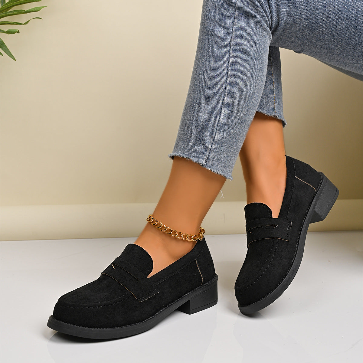 Sarah Express Women's Vintage British Style Suede Loafers