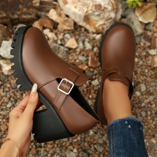 Sarah Express British-Style Chunky Heel Buckle Pumps