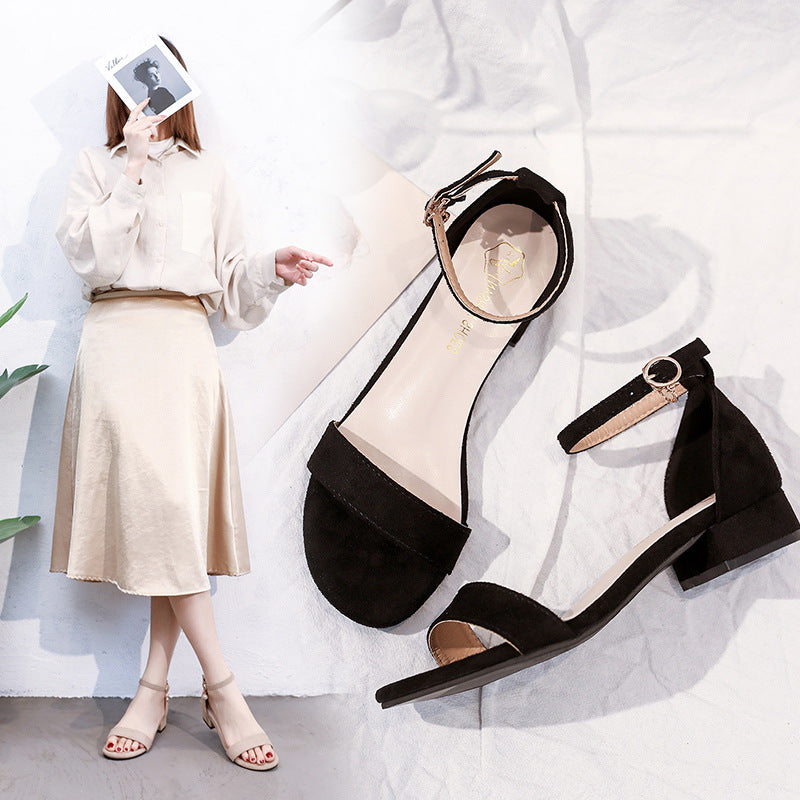 Sarah Express Low-Heeled Buckle Strap Peep-Toe Sandals