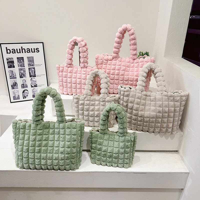 Sarah Express Plush Quilted Plaid Tote Bag