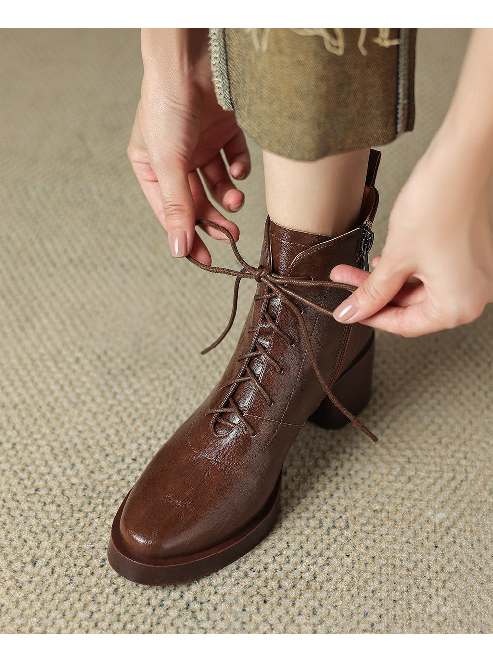 Sarah Express Retro Leather Lace-Up Ankle Boots
