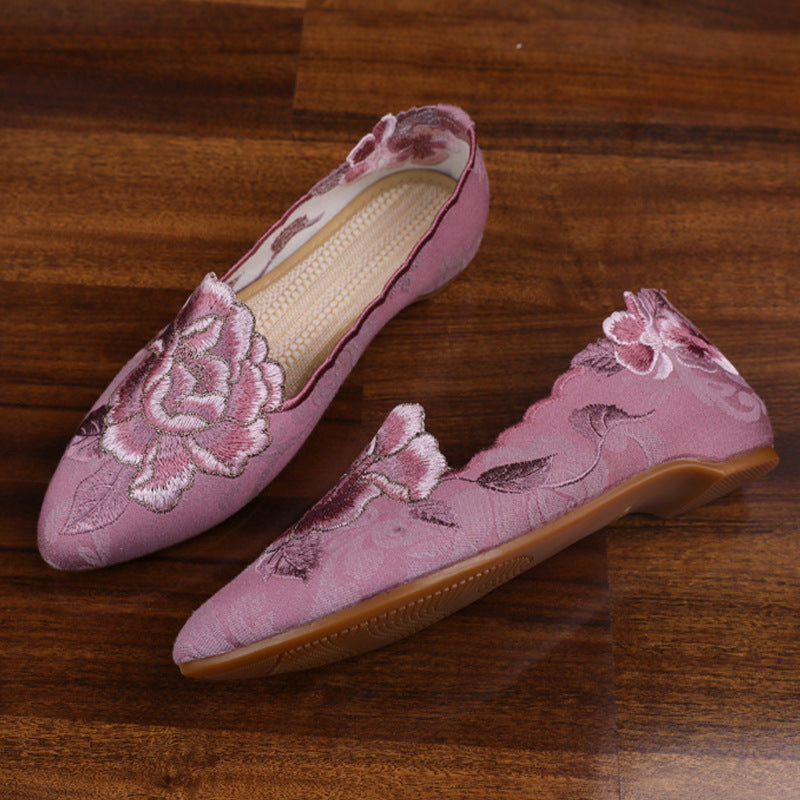 Sarah Express Vintage Embroidered Pointed Toe Flats