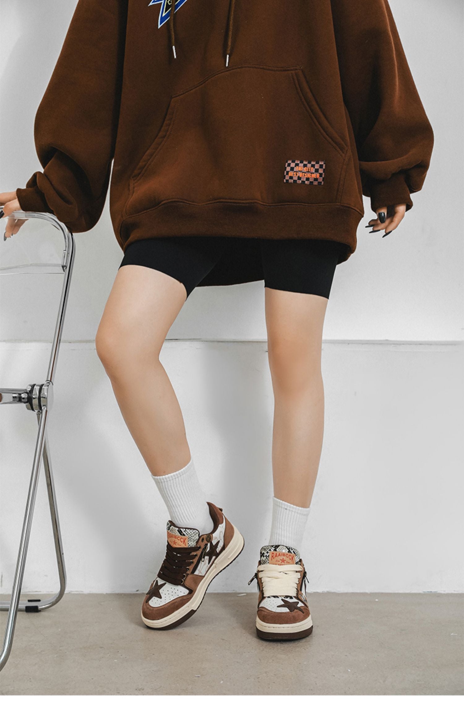 Sarah Express Brown Star Retro Board Sneakers