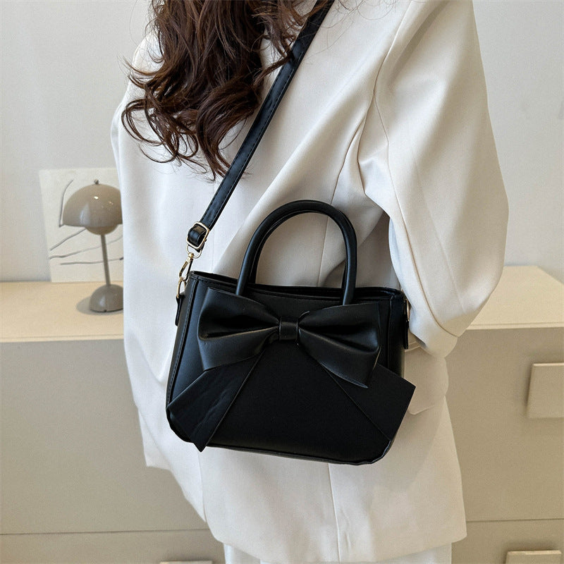 Sarah Express Retro Bow Square Crossbody Handbag