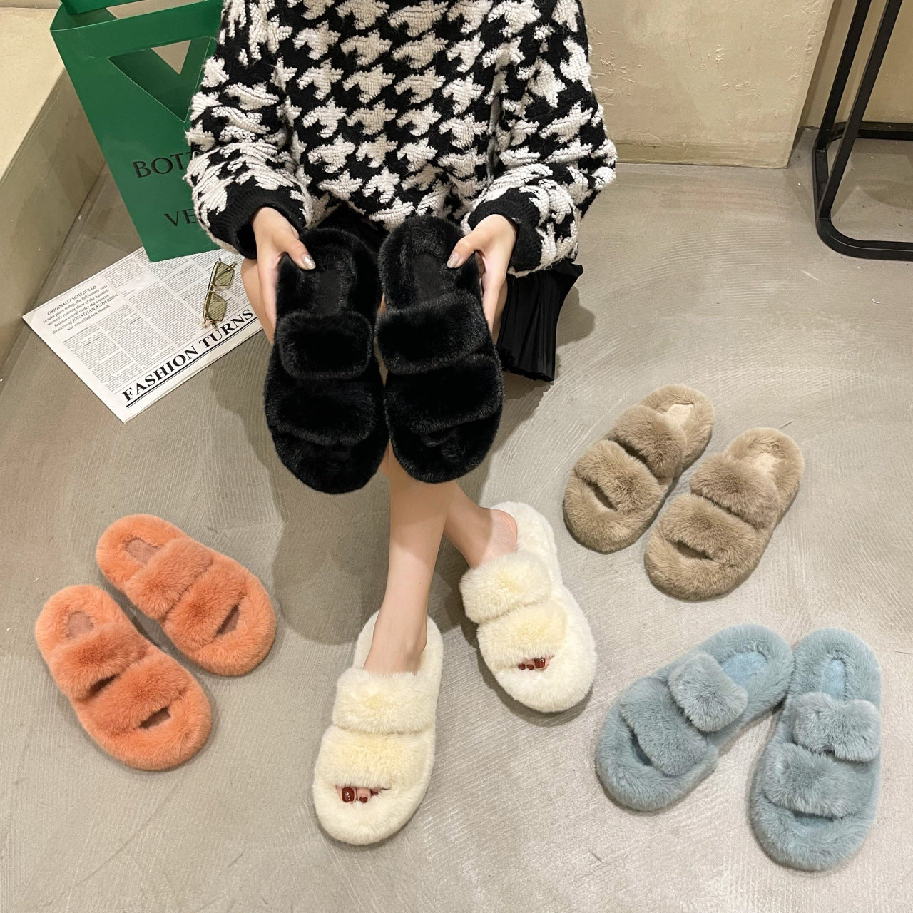 Sarah Express Women's Faux Fur Fuzzy House Slippers