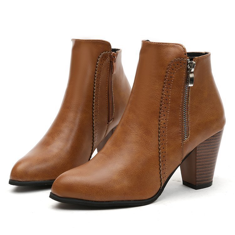 Sarah Express Retro Pointed Toe Chunky Heel Ankle Boots