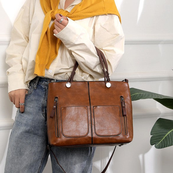 Sarah Express Retro Horizontal Square Travel Handbag