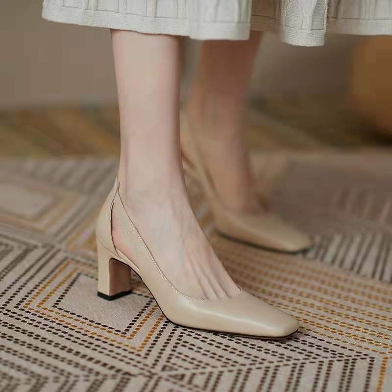 Sarah Express Chunky Heel Square Toe Commuter Pumps