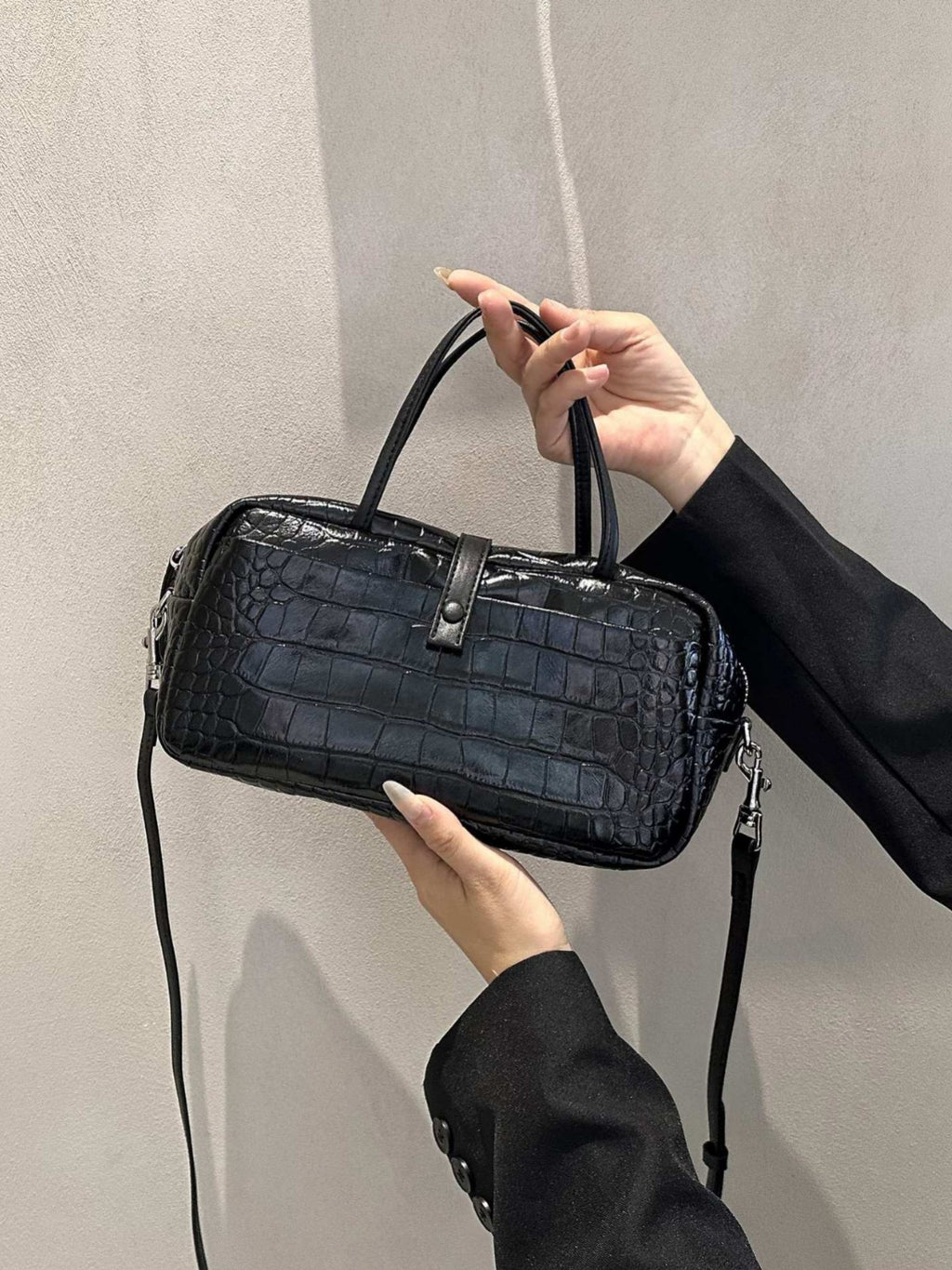 Sarah Express Crocodile Pattern Leather Toast Handbag