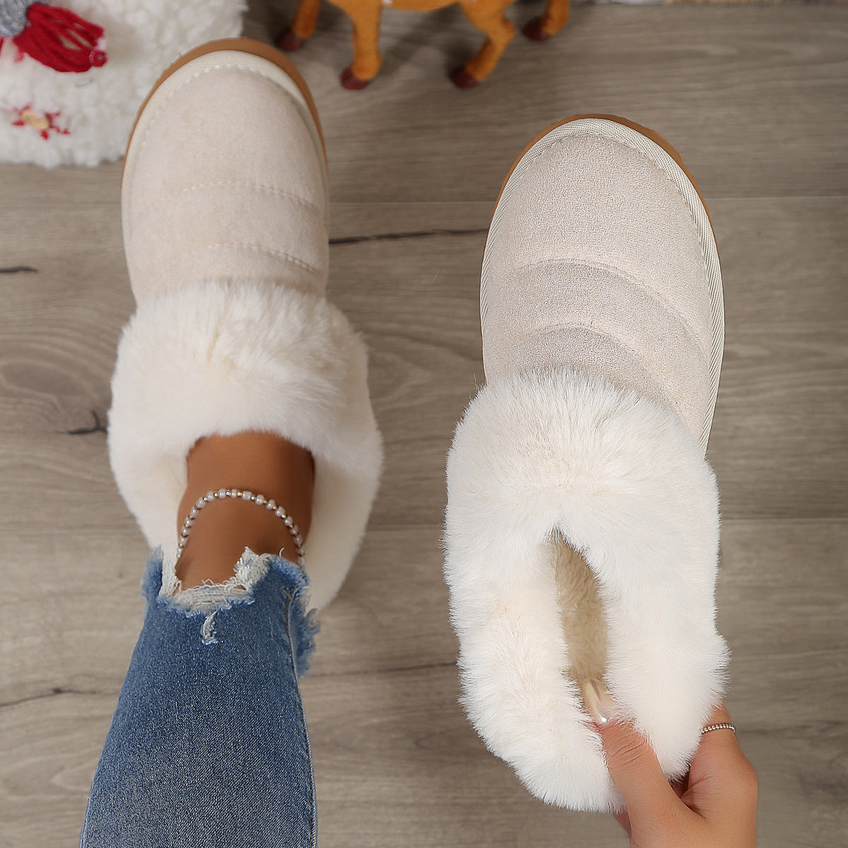 Sarah Express Plush Lined Winter Home Slippers Creamy White