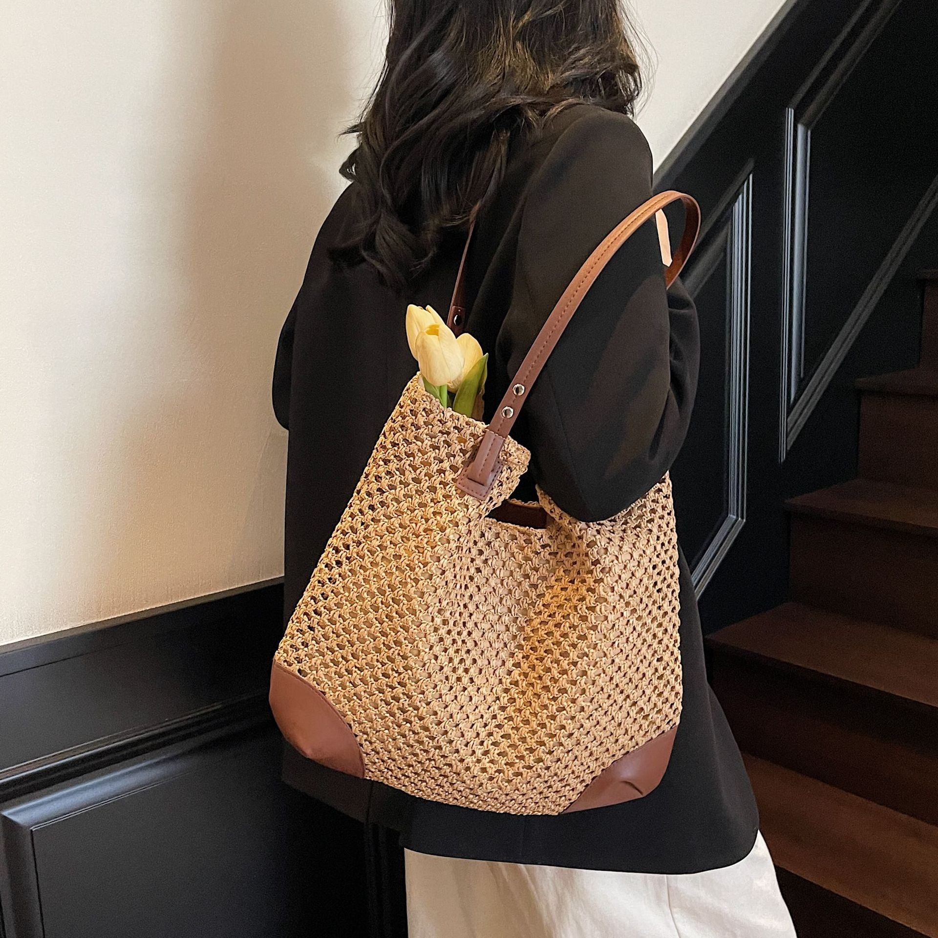Sarah Express Minimalist Straw Weave Bucket Shoulder Bag