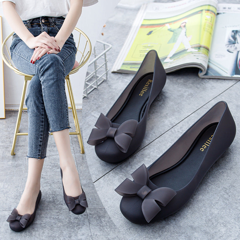 Sarah Express Women's Slip-On Flats with Bow Detail Black