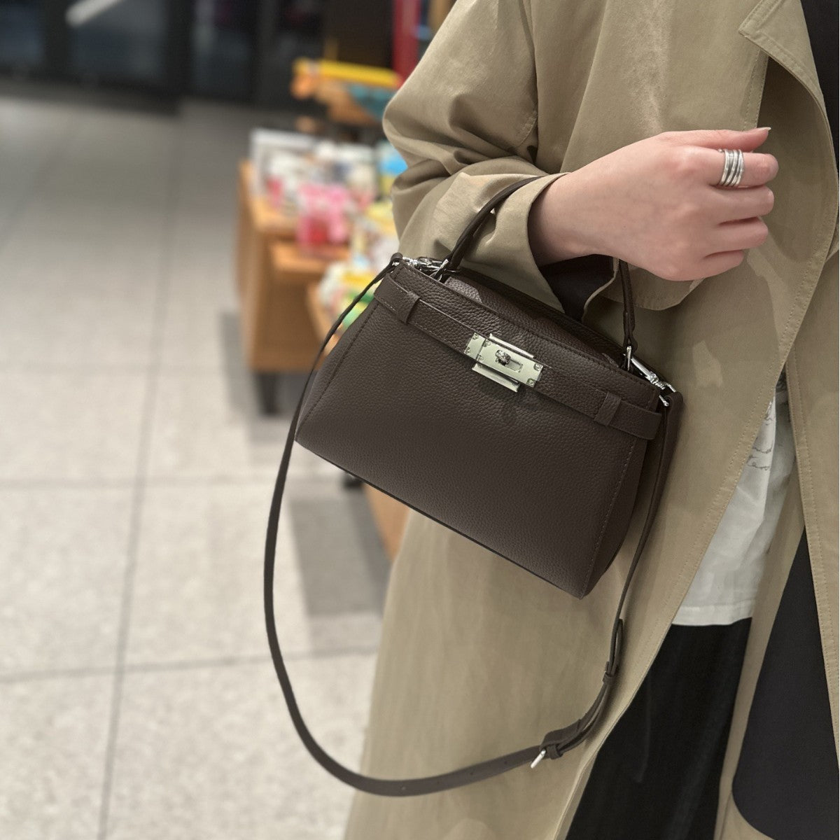 Sarah Express Structured Leather Kelly Small Square Bag