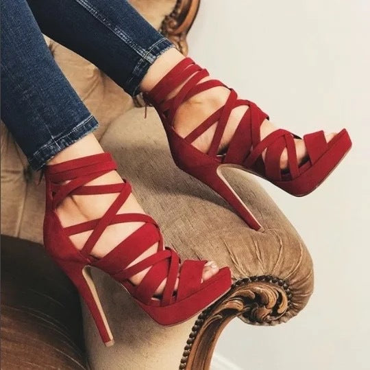 Sarah Express Vintage Platform High Heel Buckle Sandals