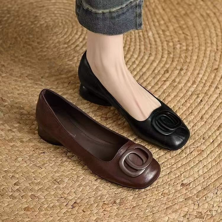 Sarah Express Vintage Round Toe Slip-On Flats