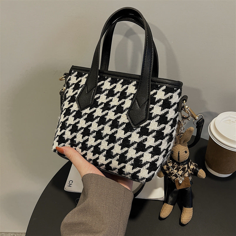 Sarah Express Houndstooth Structured Shoulder Messenger Bag