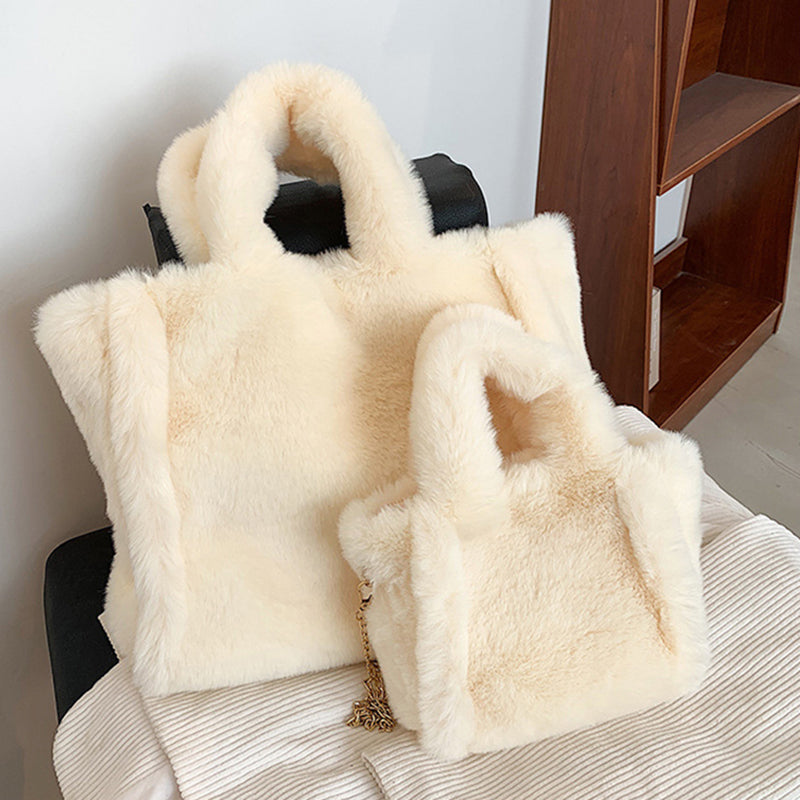 Sarah Express Plush Chain Shoulder Bag Tote