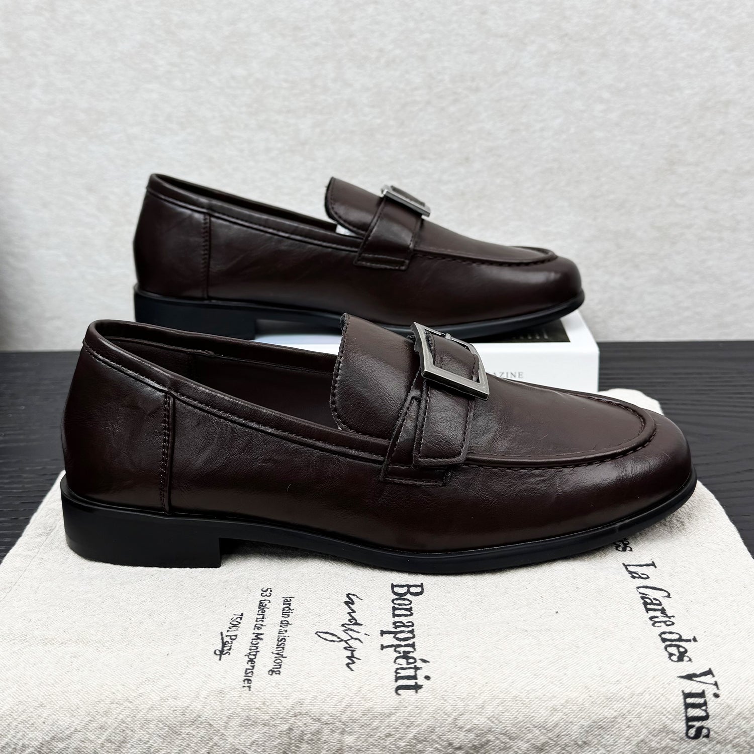 Sarah Express Round-Toe Metal Buckle Slip-On Flats Brown