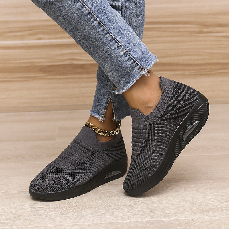 Sarah Express Women's Stripe Mesh Slip-On Platform Sneakers