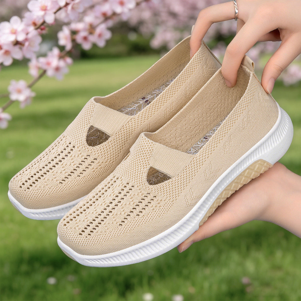 Flyknit Slip-On Casual Flat Sneakers – front product view